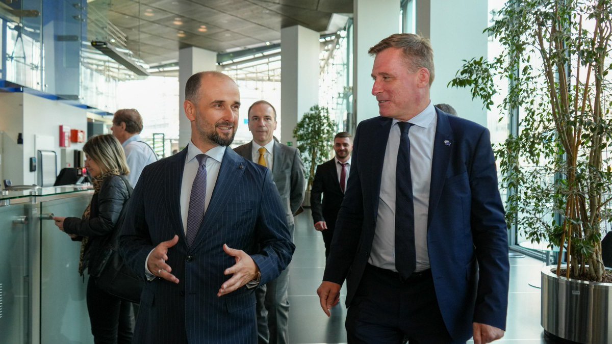 OMurtezani's tweet image. At the #EESCplanary in Brussels, I emphasized that civil society and youth are not side actors but the backbone of democratic transformation.
North Macedonia is committed to making them central to our EU path. @EU_EESC
#EUIntegration #CivilSociety #Youth 🧵1/2