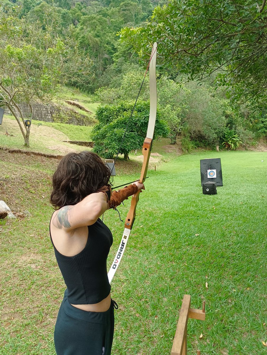 liliumgb's tweet photo. Um tiro, uma chance. https://t.co/1Xa2BIuSgL