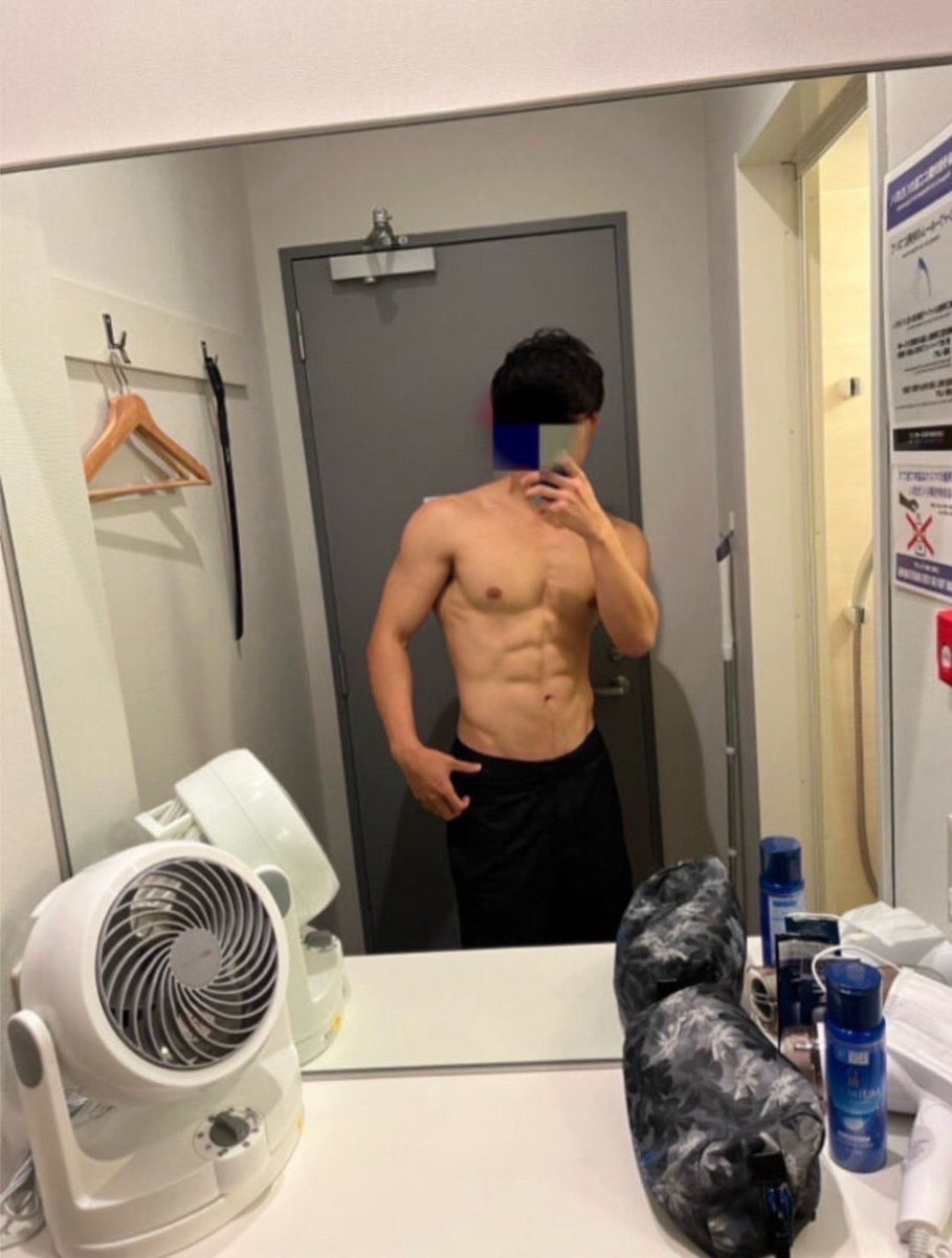 yuta060519's tweet photo. フェラチオの極意は「いただきます」の気持ちでちんこを味わうこと。丁寧に、でも貪欲に。 https://t.co/j3Tepi7i3b