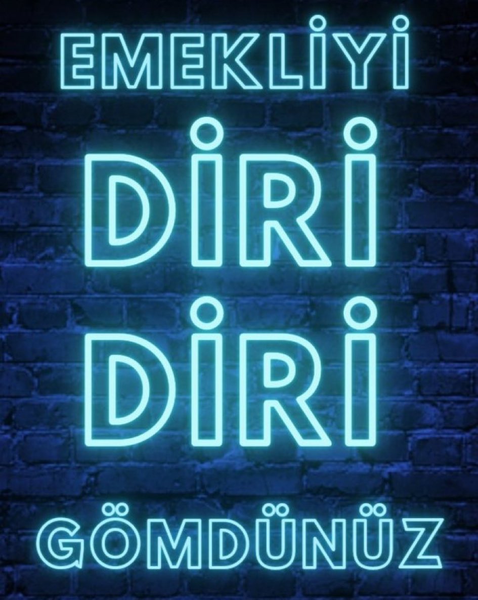 SevimKaptan7's tweet image. Aç bıraktığınız
Sefalete terk ettiģiniz Emeklide
iktidarlığınızın bitip eski yıllardaki
emekliler gibi huzurlu olunca
memnuniyet duyacak
Emeklide huzur bırakmadınız
Yeter artık gidin
#erfoğanistifa