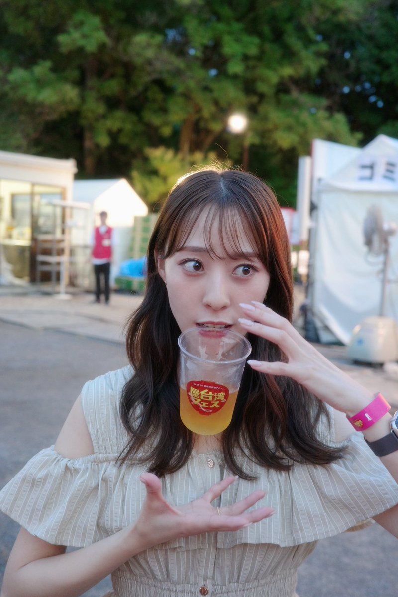 nya_n017's tweet image. 屋台湾フェス♥

大道芸で水晶玉浮かせてたから
ビール浮かせちゃった🔮🙂🍺

#2025芝公園屋台湾