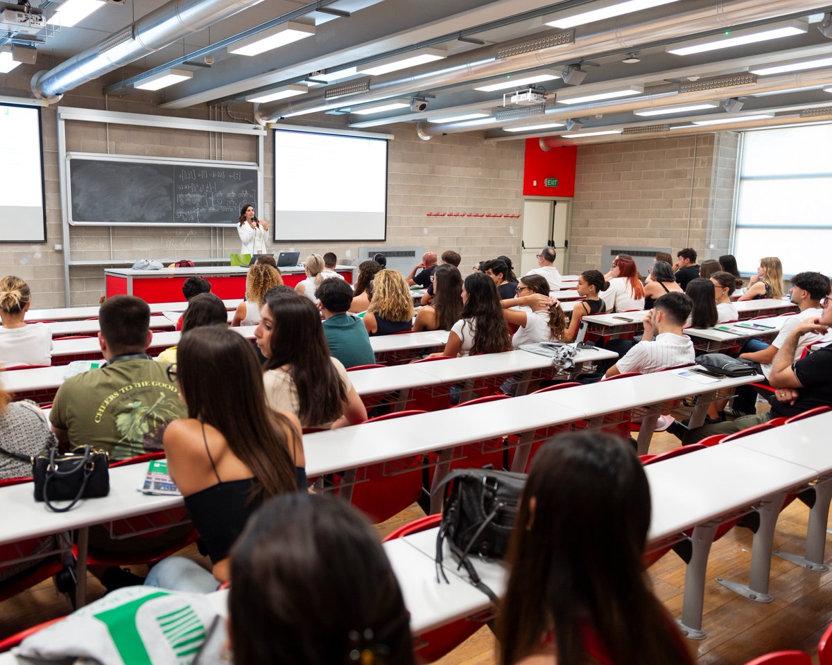 unitorvergata's tweet image. È solo l’inizio🚀
Grazie ai futuri studenti e studentesse di #unitorvergata per aver partecipato alla nostra giornata di #openday, vi aspettiamo a settembre💚
