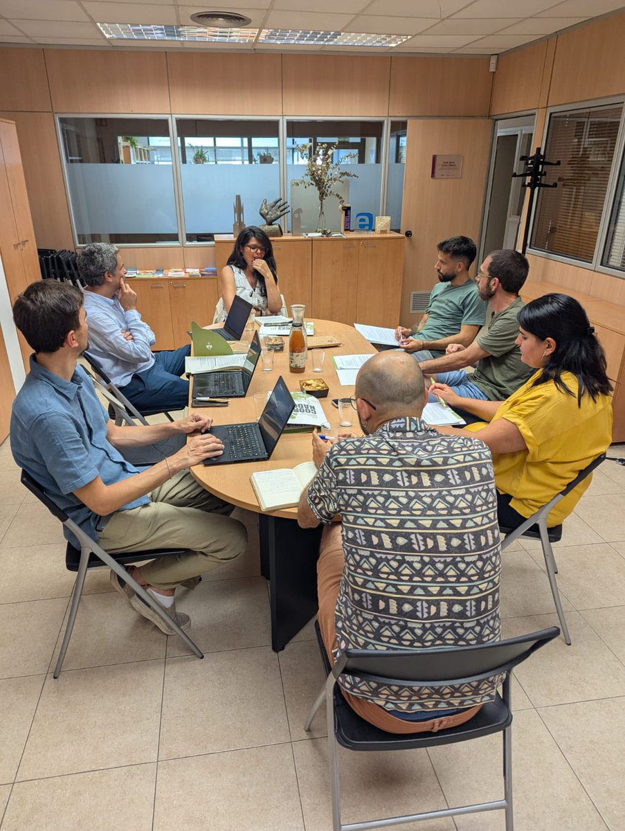Coordinadora d'ONG Solidàries (@coordongs) on Twitter photo 🟢 Reunió ahir amb <a href="/cooperaciocat/">Cooperació</a> per compartir inquietuds del sector i avançar en projectes comuns. Una trobada necessària per reconèixer la tasca de les entitats gironines i reforçar la interlocució per millorar la política pública de #cooperació 🟢 Reunió ahir amb <a href="/cooperaciocat/">Cooperació</a> per compartir inquietuds del sector i avançar en projectes comuns. Una trobada necessària per reconèixer la tasca de les entitats gironines i reforçar la interlocució per millorar la política pública de #cooperació