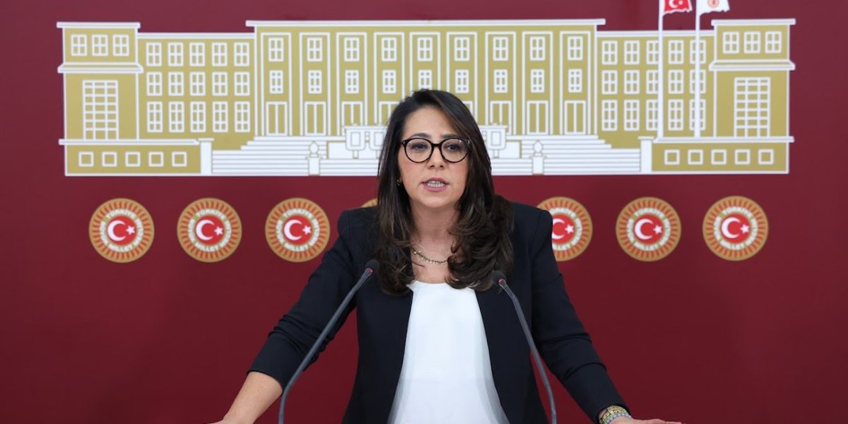 kisadalgamedya's tweet image. 👉TİP&apos;li Kadıgil, Ayşe Tokyaz cinayetini Meclis&apos;e taşıdı: 

Cinayete giden süreçte işleri dışında yapılabilecek her şeyi yapan söz konusu polis memurları hakkında soruşturma başlatılmış mıdır?

kisadalga.net/haber/kadin/ti…