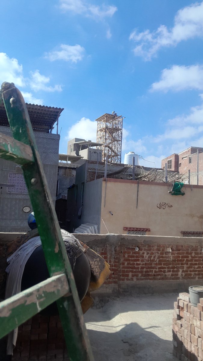 لام تكون ساكن فى مكن وجمبك ناس بيعملوا برج حمام بهذه الطريقه ماذا تعمل اين المسئلين