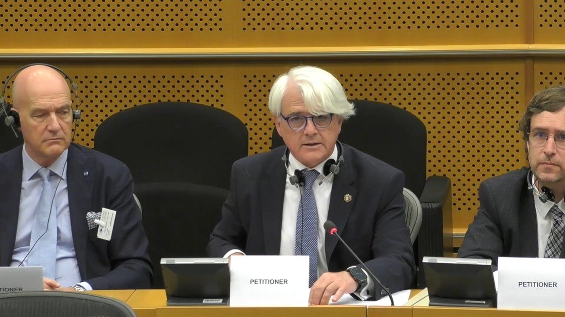 🇪🇺⚖️ HILO | La Abogacía consigue que el Parlamento Europeo impulse la investigación sobre la situación de los mutualistas en España
🧵👇
abogacia.es/actualidad/not…