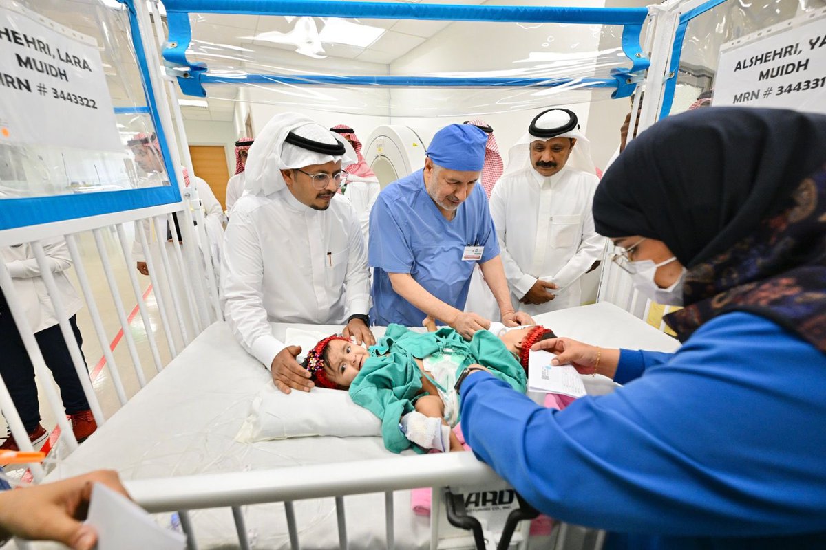 🗯️ معلومة 

منذ بدء #البرنامج_السعودي_للتوائم_الملتصقة قام بتقييم (150) حالة من (27) دولة خلال (35) عاماً، تمكن من فصل (64) حالة بنجاح - ولله الحمد - عدد التوائم السعوديين الملتصقين الذين تم تقييمهم (45) توأماً ،وتمثل عملية التوأم السعودي - يارا و لارا - العملية رقم (16) للتوائم
