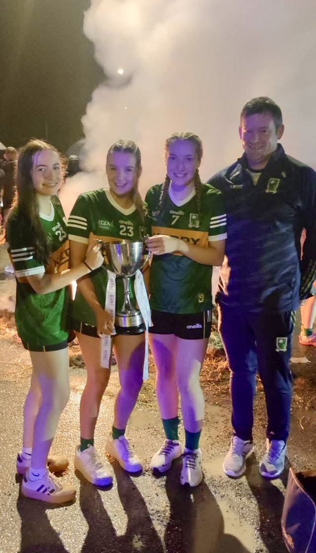 All Ireland Champions 🥳 🏆
Huge congratulations to Erin, Saoirse, Seoladh, Mark and the Kerry U16 team and management on their fantastic win over Mayo lastnight 👏🏻 A remarkable achievement by all involved 🙌🏻 Congratulations 🟩🟨