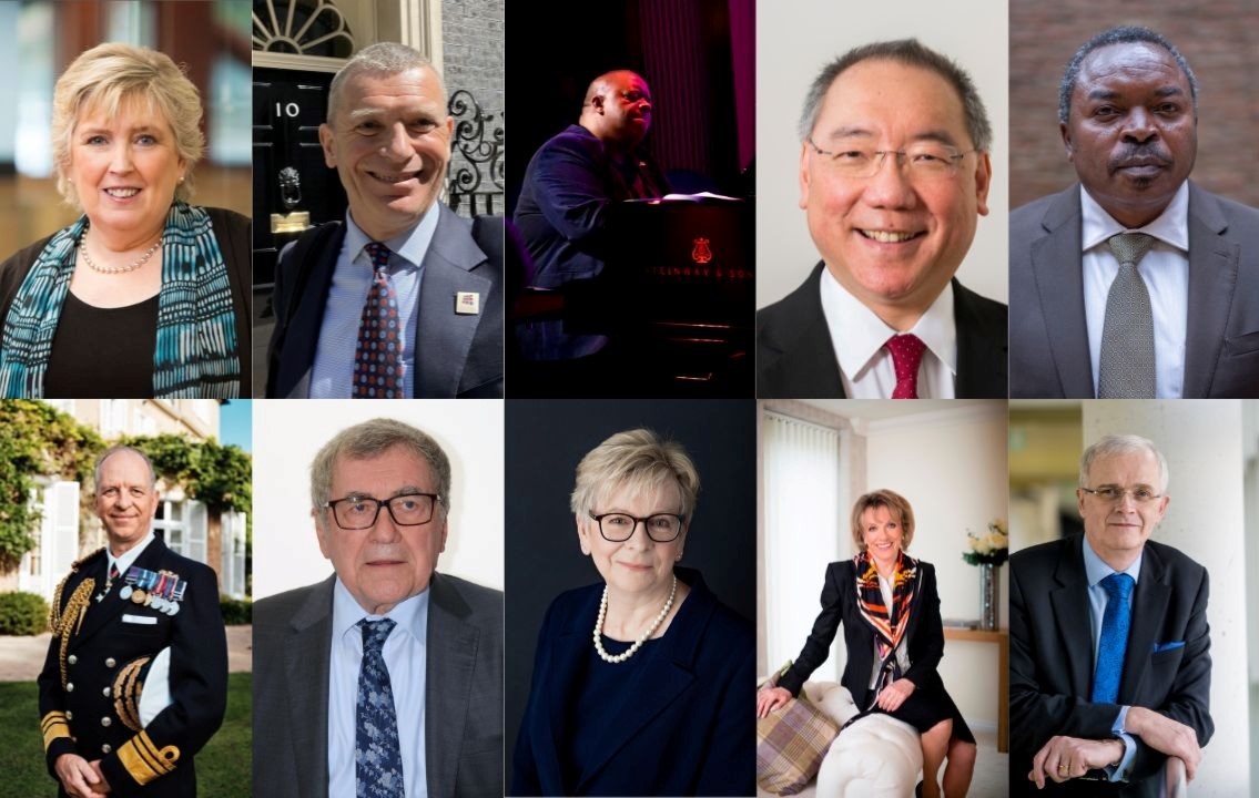 University of Southampton Gift of Sight Appeal (@giftofsight1) on Twitter photo We're delighted to congratulate Professor Sir Peng Tee Khaw as one of this year's honorary graduates at <a href="/unisouthampton/">University of Southampton</a>. A leader in #glaucoma surgery and #eyeresearch, his work has transformed patient outcomes worldwide #UoSalumni #ophthalmology We're delighted to congratulate Professor Sir Peng Tee Khaw as one of this year's honorary graduates at <a href="/unisouthampton/">University of Southampton</a>. A leader in #glaucoma surgery and #eyeresearch, his work has transformed patient outcomes worldwide #UoSalumni #ophthalmology