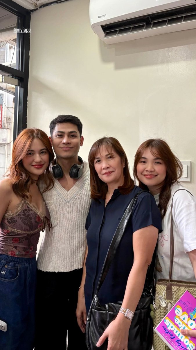 JAmantes PH 🔶️ (@jamantesph) on Twitter photo Lovely family! Spot <a href="/MyJaps/">JULIE ANNE SAN JOSE</a>' new hair. 😍
📸: fai.benibana
instagram.com/stories/fai.be…
#JulieAnneSanJose Lovely family! Spot <a href="/MyJaps/">JULIE ANNE SAN JOSE</a>' new hair. 😍
📸: fai.benibana
instagram.com/stories/fai.be…
#JulieAnneSanJose