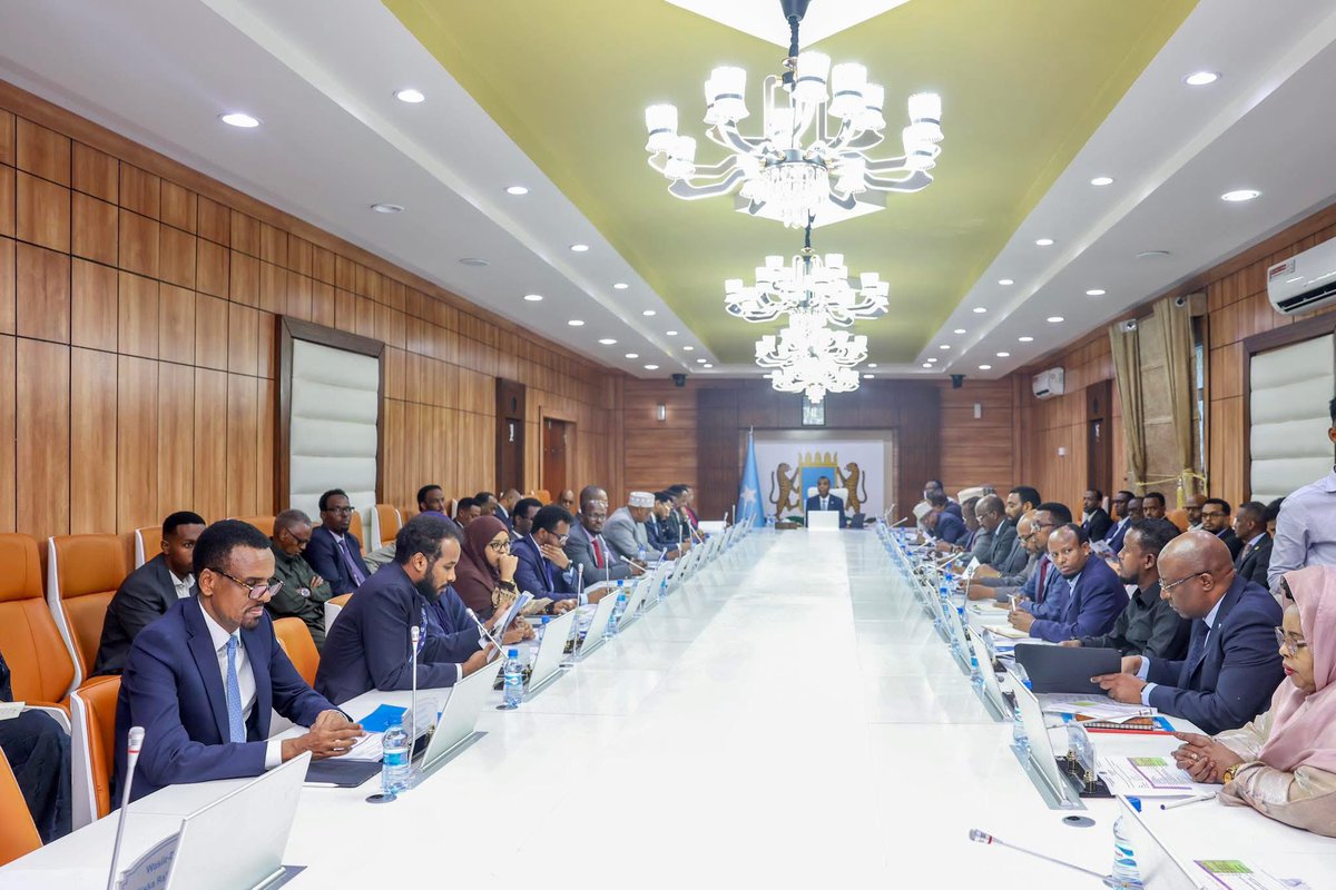Ministry of Labour and Social Affairs (@somaliamolsa) on Twitter photo The Somali Cabinet, chaired by Prime Minister H.E. <a href="/HamzaAbdiBarre/">Hamza Abdi Barre</a>, has approved a landmark MoU with Türkey to enhance cooperation in labor, employment, & manpower development.
A strategic move to boost human capital and unlock job opportunities. 🇸🇴🤝🇹🇷
#HumanCapital #Employment The Somali Cabinet, chaired by Prime Minister H.E. <a href="/HamzaAbdiBarre/">Hamza Abdi Barre</a>, has approved a landmark MoU with Türkey to enhance cooperation in labor, employment, & manpower development.
A strategic move to boost human capital and unlock job opportunities. 🇸🇴🤝🇹🇷
#HumanCapital #Employment