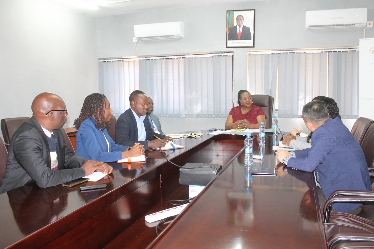 Newly appointed CEO of TopStar Communications  Mr. Carter Luo, today paid a courtesy call on the Independent Broadcasting Authority Acting Director General Mrs. Susen Ndumingu to discuss matters of mutual interest.