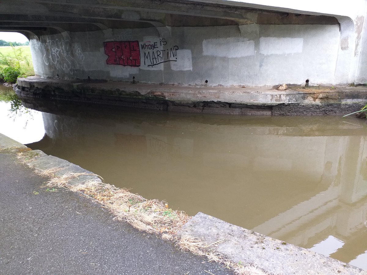 FinchettsBrook's tweet image. Canal breached beyond bridge 131
Towpath closed
Leaking into wetlands &amp;amp; starting to flood countess park vila knoll bridge
@ShitChester @FriendsCoCCP