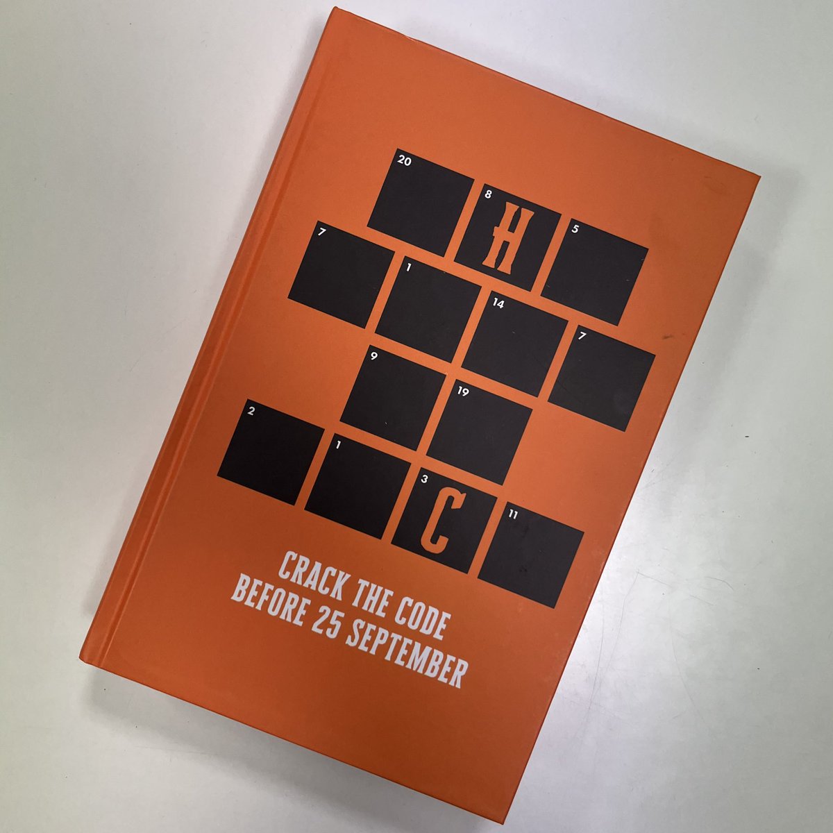 Rih!!!!!!! THANK YOU! I’ve literally been dreaming about book since it was announced. Thank you!!! 🦊✨<a href="/PenguinHuddleUK/">Penguin Huddle</a>