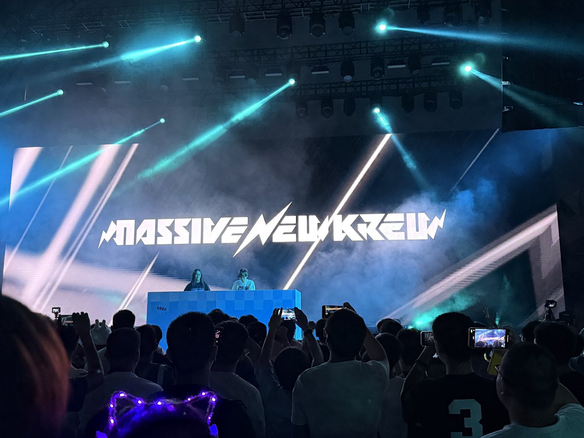 orienszeng's tweet image. 最高の一日，，ever
HARDSTYLE NEVER DIE
@mnk_jenkinsC 
@mnk_tachibana