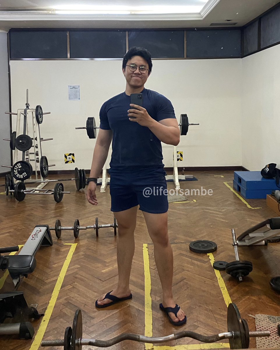 lifeofsambe's tweet image. kali ini workout di gym guest house di site