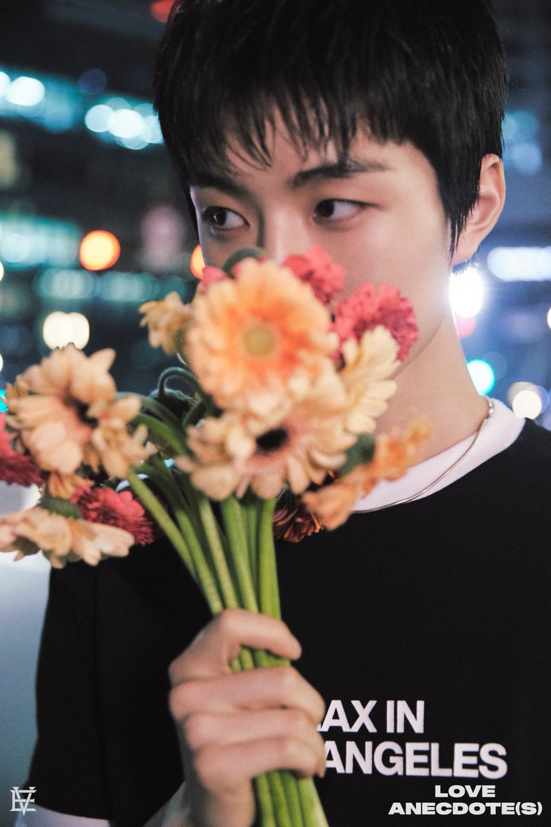 EVNNE 5th Mini Album 
[LOVE ANECDOTE(S)] 

Concept Photo Cheeky ver. 
#박지후 #PARKJIHOO 

#EVNNE #이븐 
#LOVE_ANECDOTES #How_Can_I_Do 
#20250804_6PM