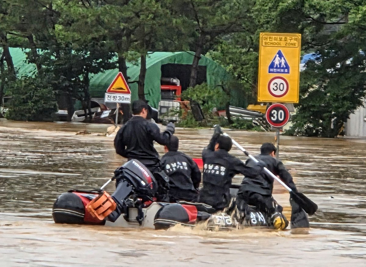 S. Korea faces worst flooding crisis since 2023 as extreme downpours devastate central and southern regions. Multiple deaths, thousands evacuated, transport paralysed, schools closed across provinces. Gov raises alert to highest level with dangerous rains forecast through Sat.