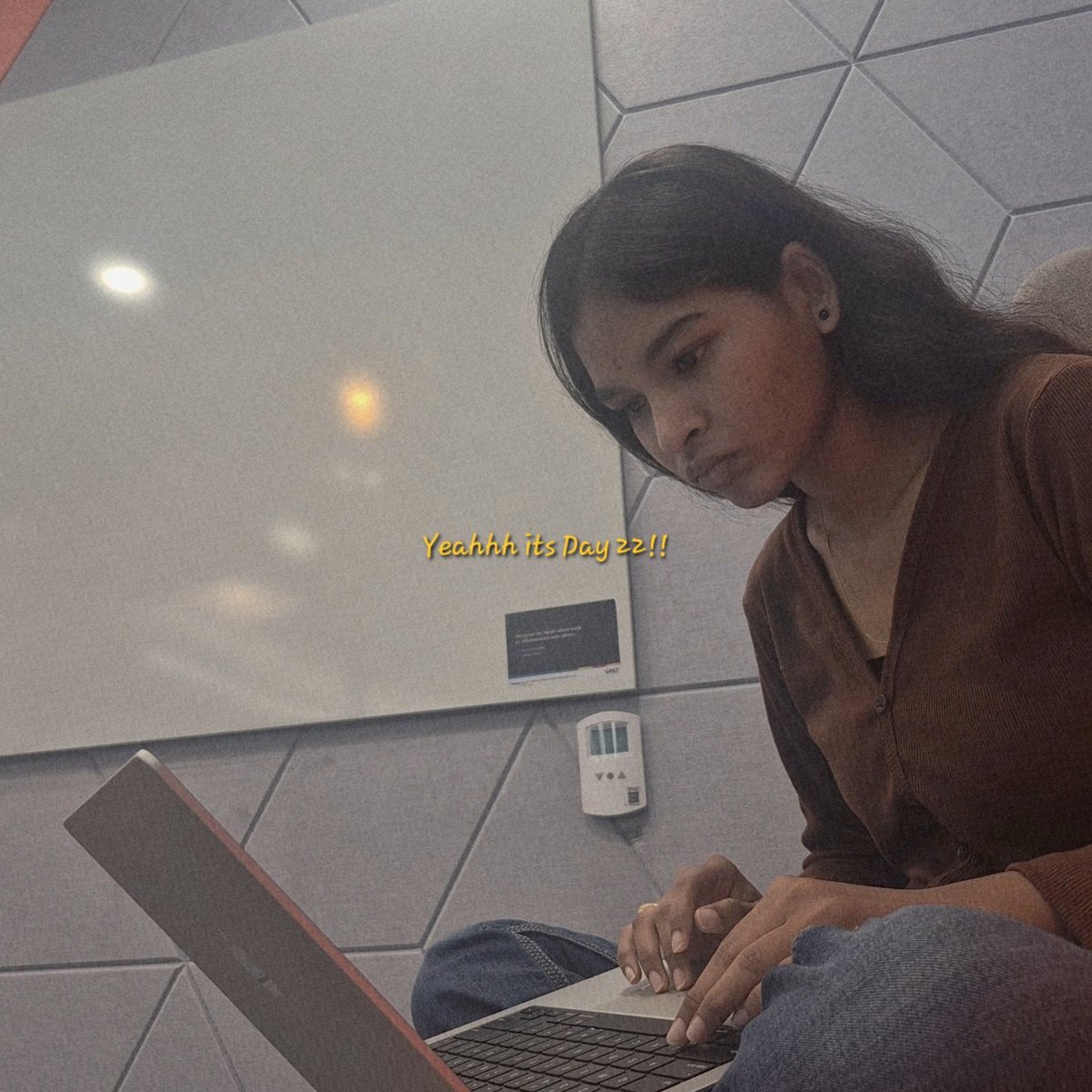 yelkur_pujitha's tweet photo. 📍Amazon Intern — Day 22
Wrapped up the auditing part
Raised CR 
1:1 with mentor &amp; Docs in progress
#AmazonIntern #InternDiaries #BuildInPublic https://t.co/JSoI9LJElu