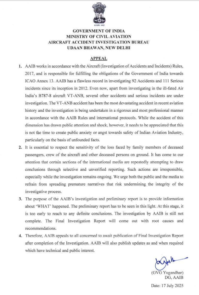 Tarun Shukla (@shukla_tarun) on Twitter photo New:
-AAIB issues note on @AirIndia crash post <a href="/WSJ/">The Wall Street Journal</a> report that pretty much lays blame on pilot
-Says section of int'l media drawing conclusions based on selective & unverified reporting
-Asks people to wait for root causes
Perhaps AAIB should release CVR transcript too
✈️ New:
-AAIB issues note on @AirIndia crash post <a href="/WSJ/">The Wall Street Journal</a> report that pretty much lays blame on pilot
-Says section of int'l media drawing conclusions based on selective & unverified reporting
-Asks people to wait for root causes
Perhaps AAIB should release CVR transcript too
✈️