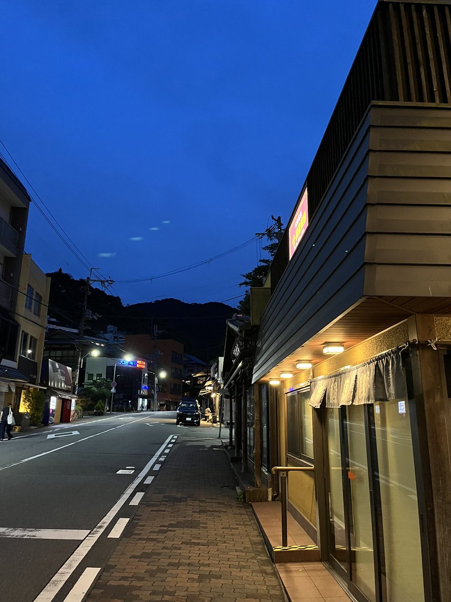 setubune's tweet image. 最近全然ポスト出来てませんが、
もう少ししたら満を持してポストするので
見捨てないでくださいね笑
#有馬温泉 #雨上がり