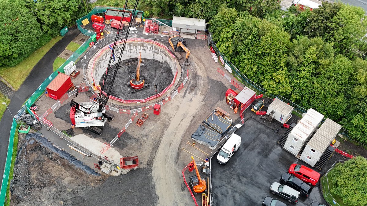DoneganCivils's tweet photo. Progress @ Carr Mill Road CSO

Building the 6th of 12 rings on the 17.5m shaft as part of @unitedutilities  Better Rivers programme.

The scheme will improve water quality with a new CSO chamber &amp; 910m³ detention tank.

Great effort by the team!

#BetterRivers #ConstructionUpdate https://t.co/CbUIxgyRfO
