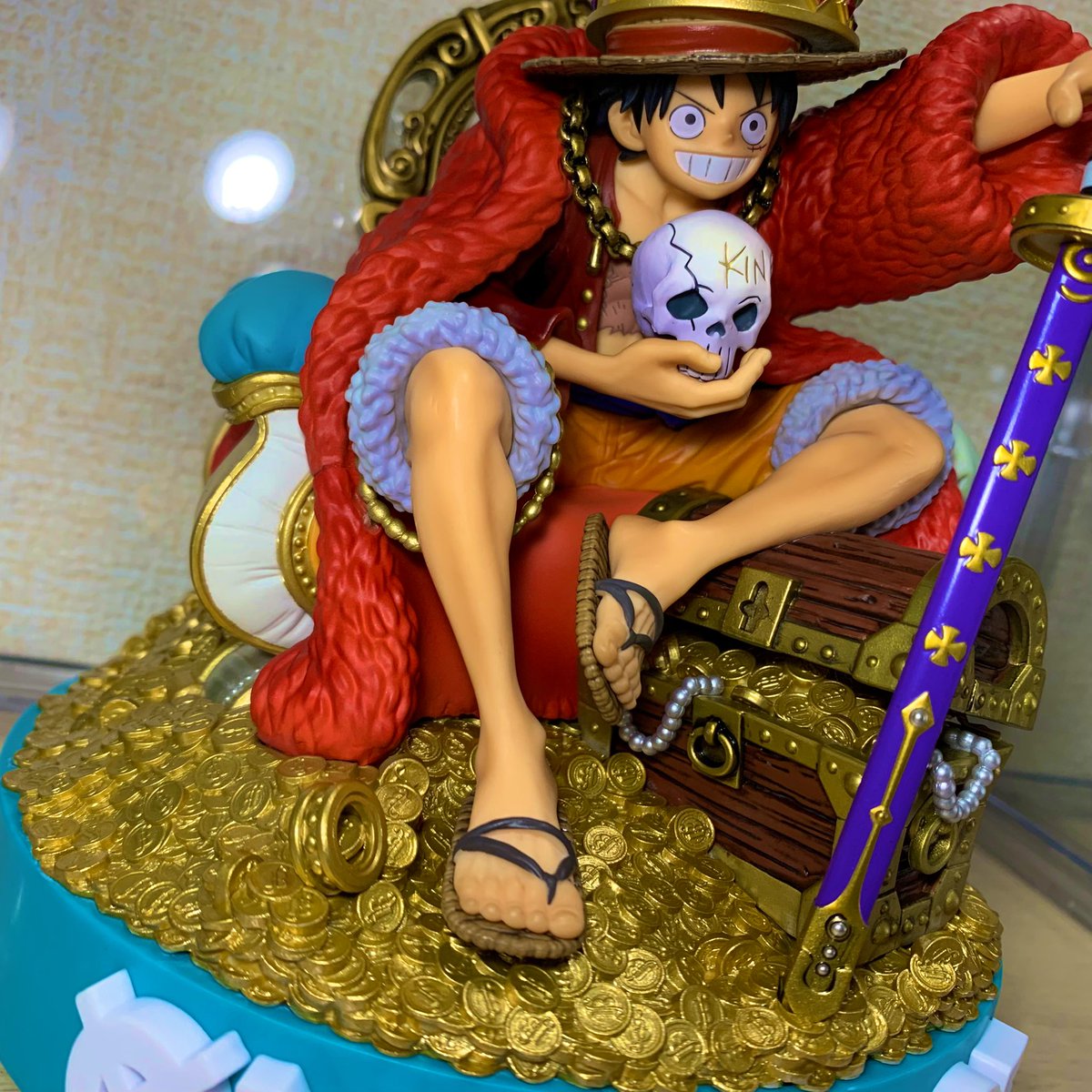 FfM9noshR873821's tweet image. ONE PIECE SUPER MASTER STARS DIORAMA &quot;KING&quot; MONKEY.D.LUFFY

このカードと飾りたいのは、皆同じ😏✨

造形、塗装、共に最高だと思いますっ♪

サイズが思ったより小さかったのは皆感じてる感じかなぁ〜🙄

まぁ飾る場所問題が深刻な私は
プラス思考に考えてますっ😀♪

#smsd
#ワンピース
#ルフィ