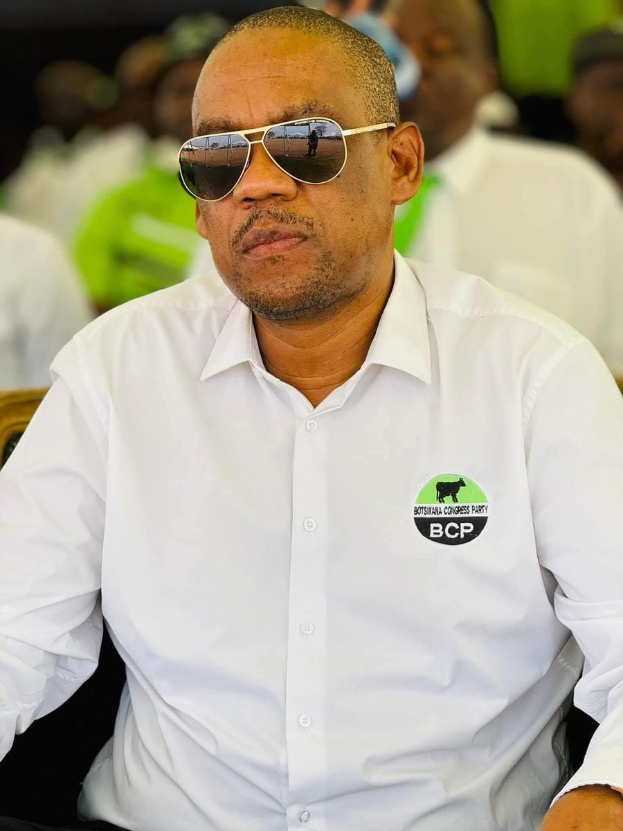 yaronafm's tweet image. SALESHANDO RETURNS TO PARLIAMENT AFTER BEING AWAY DUE TO ILLNESS 

The Leader of the Opposition and Botswana Congress Party President Dumelang Saleshando is scheduled to resume his duties in Parliament today following a period of sick leave.

#Saleshandobackinparliament