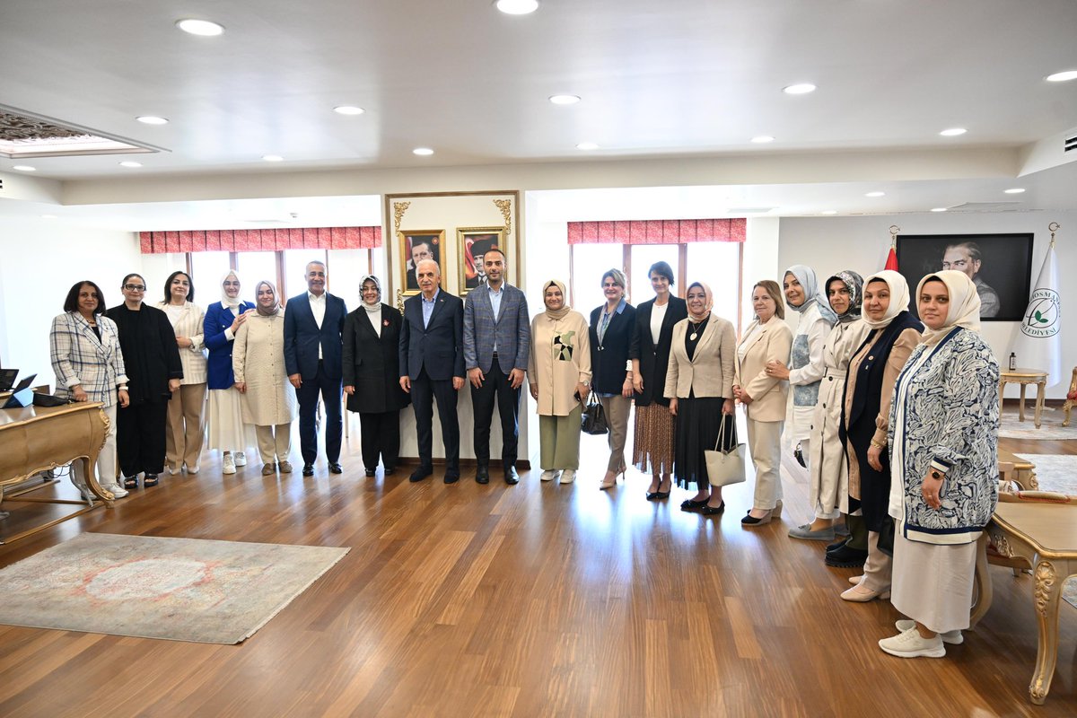 Abdurrahman Dursun (@avadursun) on Twitter photo Komşu ilçemiz Gaziosmanpaşa’nın Belediye Başkan Vekili <a href="/eraykaradeniz/">Eray Karadeniz</a>’i, Ümraniye Belediye Başkanımız İsmet Yıldırım ile birlikte ziyaret ederek hayırlı olsun dileklerimizi ilettik.
Kıymetli sohbeti ve misafirperverliği için kendisine teşekkür ediyor, görevinde başarılar Komşu ilçemiz Gaziosmanpaşa’nın Belediye Başkan Vekili <a href="/eraykaradeniz/">Eray Karadeniz</a>’i, Ümraniye Belediye Başkanımız İsmet Yıldırım ile birlikte ziyaret ederek hayırlı olsun dileklerimizi ilettik.
Kıymetli sohbeti ve misafirperverliği için kendisine teşekkür ediyor, görevinde başarılar