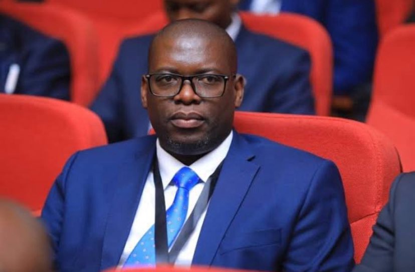 prof Onyemba Laurent (@acquitator81c) on Twitter photo Si la suspension du gouv du <a href="/JacquesKyabula/">Jacques Kyabula Katwe</a> est conforme aux dispositions constitutionnelles,elle interroge sur l’interprétation stricte ou la littéralité appliquée sans tolérance. La coïncidence entre la convocation politiq&la suspension technique nourrit une suspicion légitime Si la suspension du gouv du <a href="/JacquesKyabula/">Jacques Kyabula Katwe</a> est conforme aux dispositions constitutionnelles,elle interroge sur l’interprétation stricte ou la littéralité appliquée sans tolérance. La coïncidence entre la convocation politiq&la suspension technique nourrit une suspicion légitime