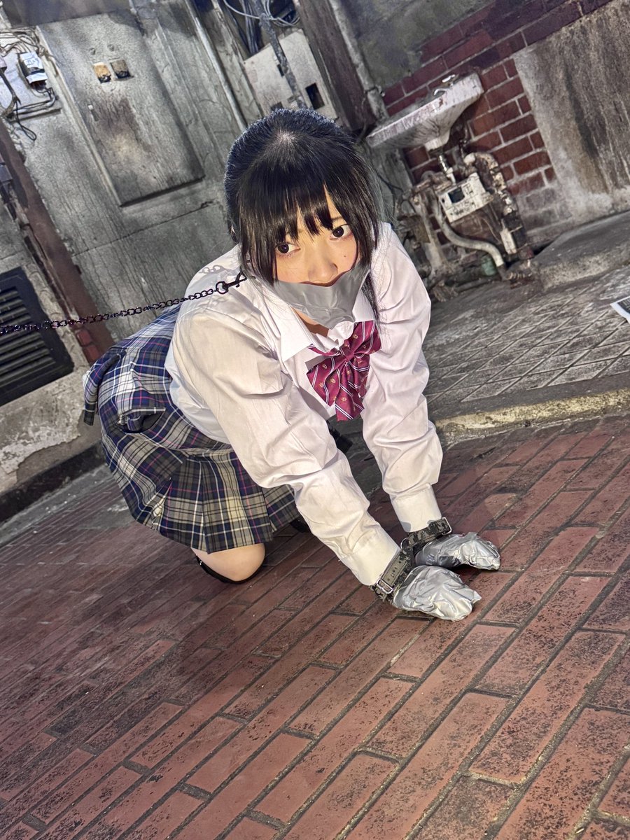 本日は撮影でした♡♡

JK×ヒトイヌ！！

お楽しみに♡♡

📸 <a href="/sentinel12341/">センチネル DIDカメラマン</a> 
🔪 <a href="/GauzeWisteria/">糸＠7/17いとふ会</a> 

 #did  #jk   #ヒトイヌ