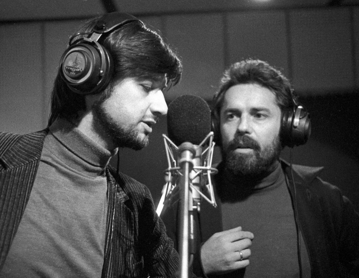 Russia's tweet image. ๐ Born #OTD in 1945, Russian composer Alexey #Rybnikov turns 80!
๐ฅ He gave Soviet music an extra edge โ blending rock, drama & raw feelings. Juno and Avos, Joaquin Murieta, Elektronic โ his hits still haunt and thrill, decades later.
๐ฅณ Happy 80th to the legend!