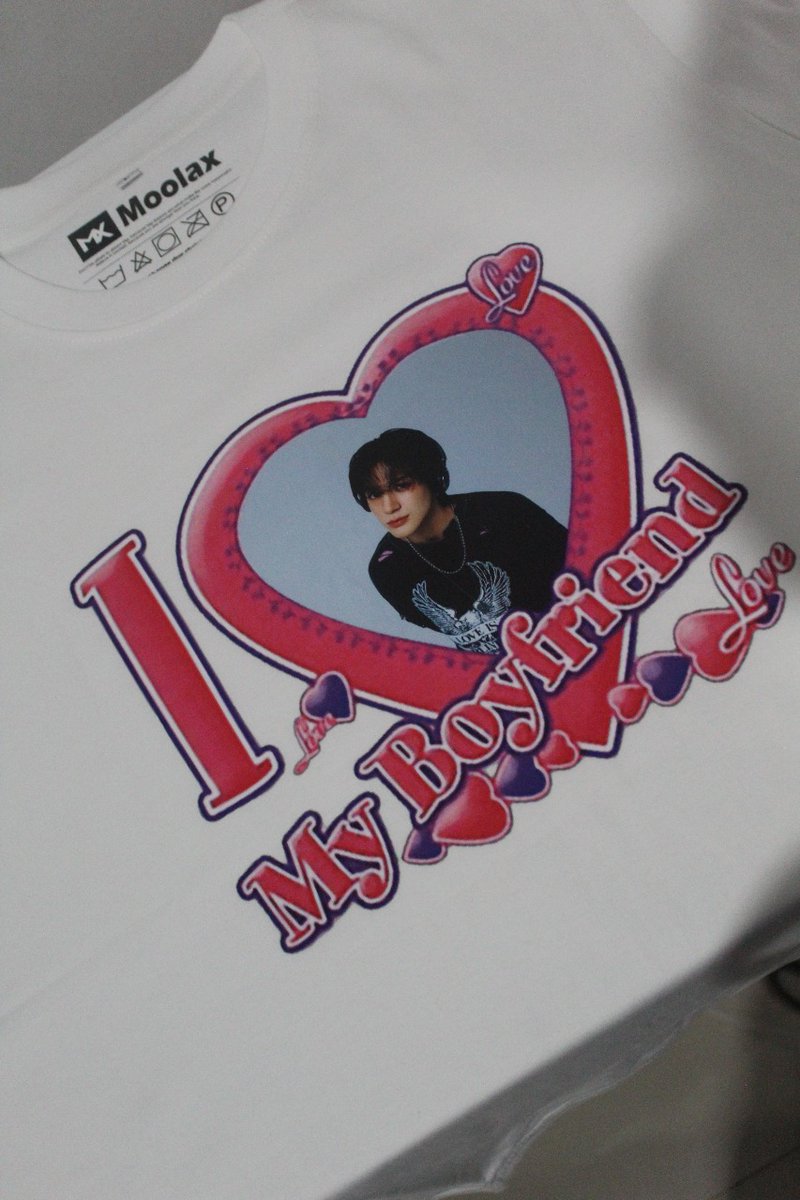 salengean's tweet photo. @jilinjeju @atikaily @precieuxjwie @ipitsubak @janandayo @mo0z__ Kalo mau custom kaos di kami ya kakk! https://t.co/6XOhmzsOLH