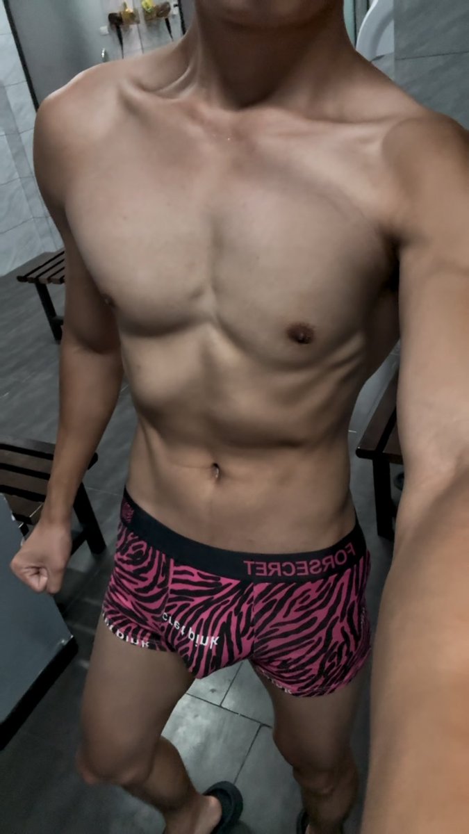好久没进健身房