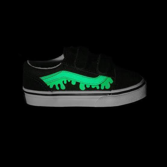 scbthrp's tweet photo. WTS 
VANS Old Skoll V Toddler (kid)
Glow Slime Green (glow in the dark)
Size 6 (12-24 month)
No minus, kotor dikit pemakaian bocil

Price 380.000
Lokasi Sidoarjo, Jatim
085236110650
#WTS 
#Vanstoddler
#Vanskid https://t.co/MfCFhfpCpz