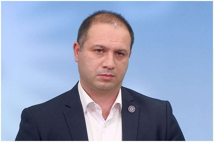 Daasrule's tweet image. Georgian Dream loves lies 🫢
By the way, while nominating Givi Mikanadze for the so-called Minister of Education, Science, and Youth, the Georgian Dream Prime Minister claimed that Mikanadze had defended his PhD dissertation in Amsterdam. 
However, just a couple days ago, it was…