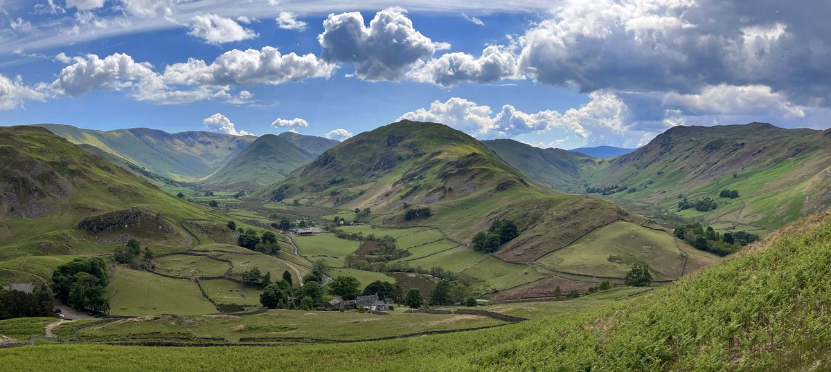 Headed up #HallinFell for the lofty views 😎  #BrodieBear ❤️ it too 🐻 #GetOutside #Outdoors #Walking #Mountains #Explore #LakedistrictNationalPark #LakeDistrict #FellWalking #Ullswater #Cumbria #LakeDistrictUK #LakeDistrictCumbria #LakeDistrictWalks #EnglishLakeDistrict