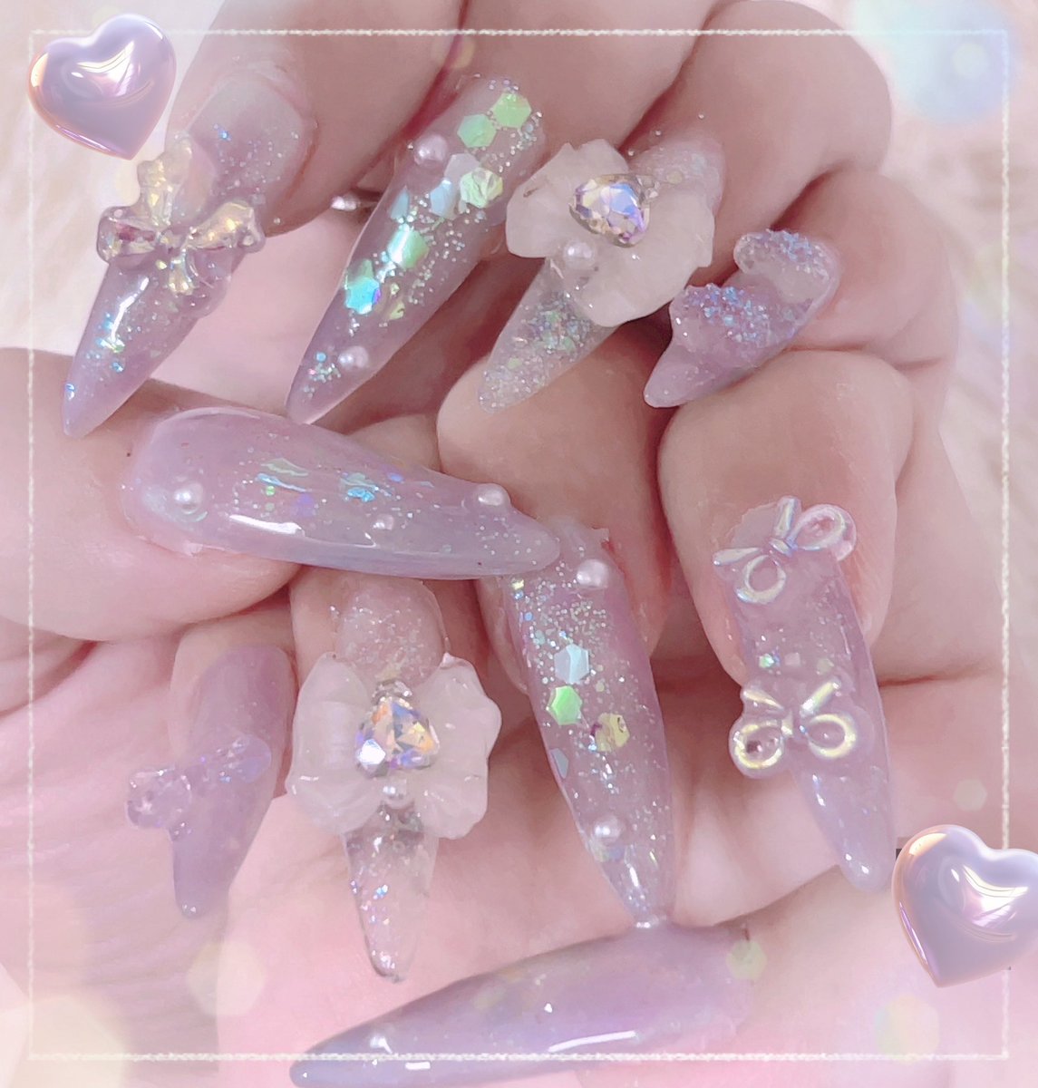 uzz_mrr's tweet image. 今の私のネイル可愛いからみた方がいい
セルフネイルたのしい