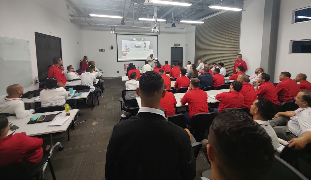 Proalso's tweet image. Participamos en el evento formativo organizado por #INTACO Costa Rica, en el que han participado 130 arquitectos e ingenieros para conocer la tecnología de instalación de revestimientos cerámicos según Norma #UNE138002. Enhorabuena por la iniciativa y la  organización.