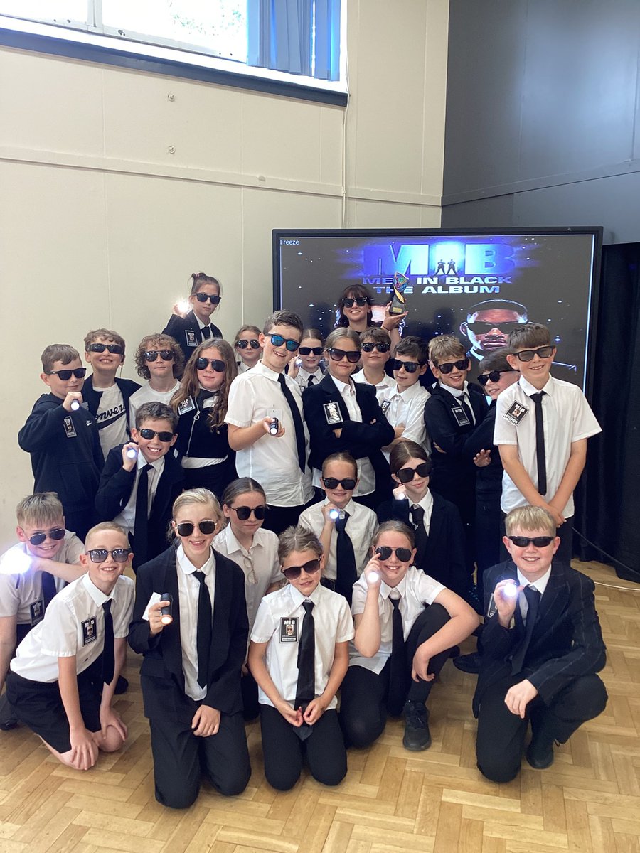The decision was very tough and the judges could not decide between the final 2 classes so our joint winners for 2025 go to Amber and Jet #welldone #CopleySingOff