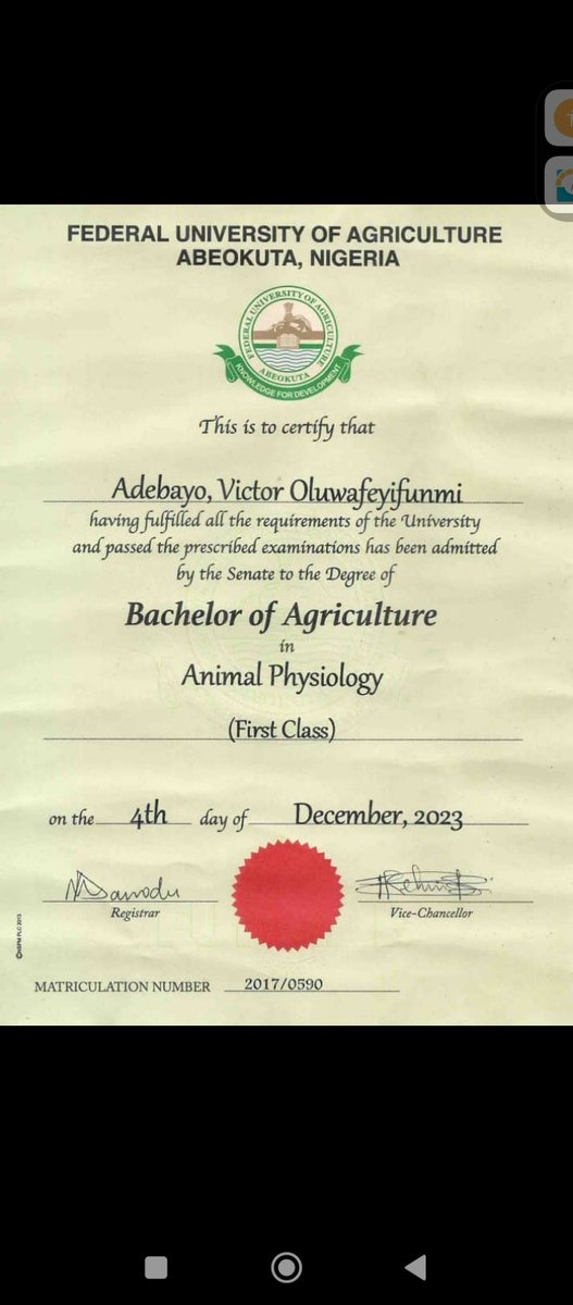 _hardehbaryo's tweet photo. @adekunleGOLD First class graduate Animal Physiology https://t.co/2JQHSqJhlA