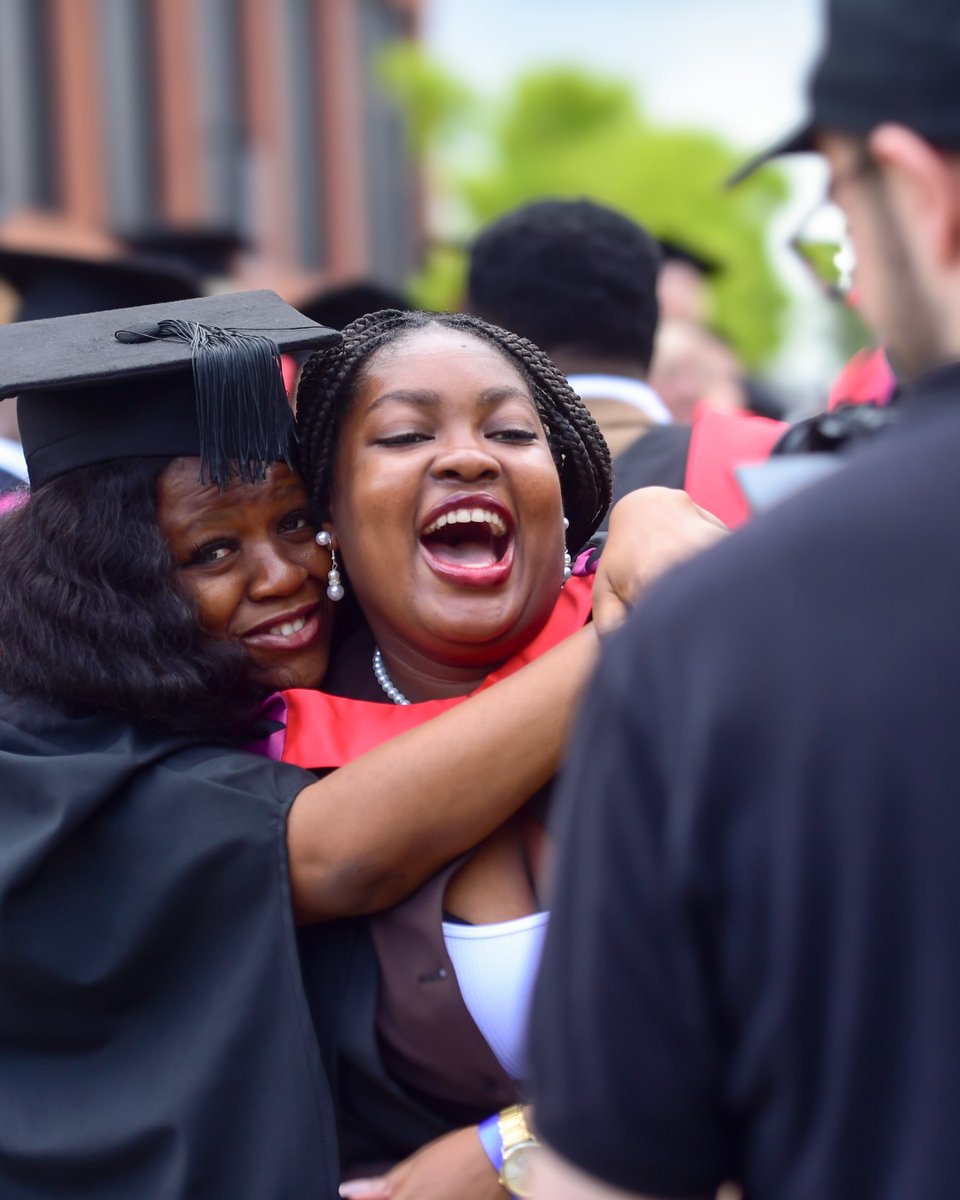UniofStaffs's tweet image. A huge shoutout to our graduates from the Institute of Business and Innovation!

You&apos;ve worked hard. Dreamed big. You made it. Here are some of the standout moments from your special day.

📸 Head to our Facebook page now to see the full album of memories: bit.ly/40VKxGt