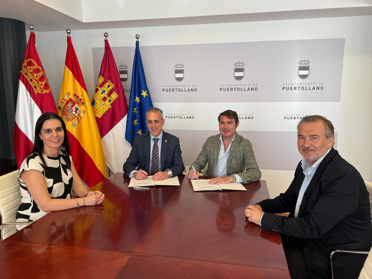 Cámara de Comercio de Ciudad Real (@camaracr) on Twitter photo 💼 ¡Buenas noticias para quienes quieren emprender en Puertollano!
Renovamos el convenio con <a href="/aytopuertollano/">PUERTOLLANO</a> para seguir impulsando el Vivero de Empresas Vicente Buendía 🏢
✅ Espacios asequibles
✅ Asesoramiento
✅ Formación
#PuertollanoEmprende #CámaraCiudadReal 💼 ¡Buenas noticias para quienes quieren emprender en Puertollano!
Renovamos el convenio con <a href="/aytopuertollano/">PUERTOLLANO</a> para seguir impulsando el Vivero de Empresas Vicente Buendía 🏢
✅ Espacios asequibles
✅ Asesoramiento
✅ Formación
#PuertollanoEmprende #CámaraCiudadReal