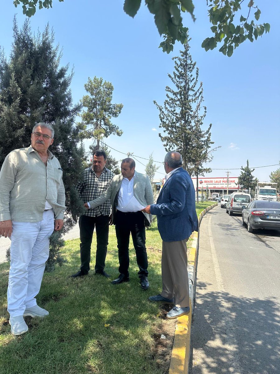 Mustafa ARSLAN 🇹🇷🇵🇸 🇦🇿 (@mstfa_arslan) on Twitter photo Yön.Kurulumuz ve <a href="/sanliurfabld/">Şanlıurfa Büyükşehir 🇹🇷</a> Gel.Sek.Yrd. Sn. <a href="/halilaldeniz_/">Halil Aldeniz</a> ile birlikte sanayi sitemizde yapılan çalışmalar ile ilgili incelemelerde bulunduk. Başta Büyükşehir Bld.Bşk. Sn. Mehmet Kasım GÜLPINAR olmak üzere Sn.Halil Aydeniz'e ve tüm Daire Başkanlarımıza teşekkür ederim. Yön.Kurulumuz ve <a href="/sanliurfabld/">Şanlıurfa Büyükşehir 🇹🇷</a> Gel.Sek.Yrd. Sn. <a href="/halilaldeniz_/">Halil Aldeniz</a> ile birlikte sanayi sitemizde yapılan çalışmalar ile ilgili incelemelerde bulunduk. Başta Büyükşehir Bld.Bşk. Sn. Mehmet Kasım GÜLPINAR olmak üzere Sn.Halil Aydeniz'e ve tüm Daire Başkanlarımıza teşekkür ederim.