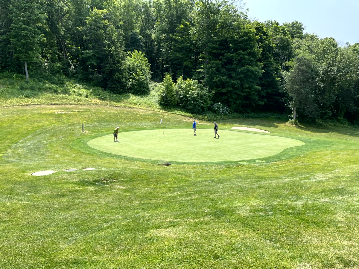 NYstateparks's tweet image. “I didn’t know there were so many state courses around. They’re in great shape, the price is right, better than anything else around, really.” As everyone's watching the pros at The 153rd Open, meet the golfers and staff of New York State Parks Golf. loom.ly/T418nac