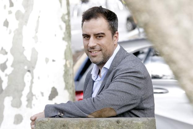 OLMO RON, DIRECTOR GENERAL DE COOPERACIÓN LOCAL Y SEGURIDAD, SE REUNIRÁ ESTA TARDE CON CAVASTUR. Una vez presentada la propuesta del nuevo Catálogo de Espectáculos Públicos, trasladaremos nuestra impresión, con aportaciones para complementar su actualización.