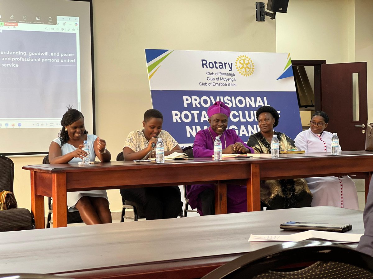 RcEntebbeBase1's tweet image. Happening Now 📍
Action President @EvaMugide2025 and fellow members representing @RotaryClubOfNMS at their Dedication and Thanksgiving Fellowship — a celebration of their Provisional Club Status. 🎉
We stand in support and fellowship as they journey toward full chartering.…