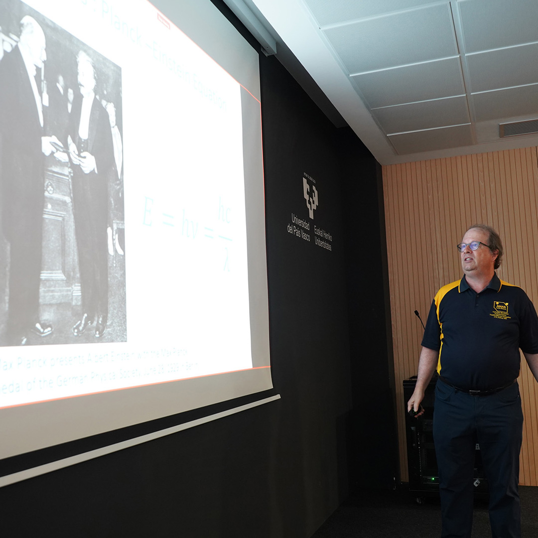 BCMaterials's tweet image. We want to thank Prof. Raynald Gauvin, from @mcgillu, for his fantastic talk on the analysis of Lithium in battery materials with electron microscopy, showing the capacity of the (STEM) SU-9000 unit from Hitachi, with an electron energy loss spectroscopy (EELS) detector.