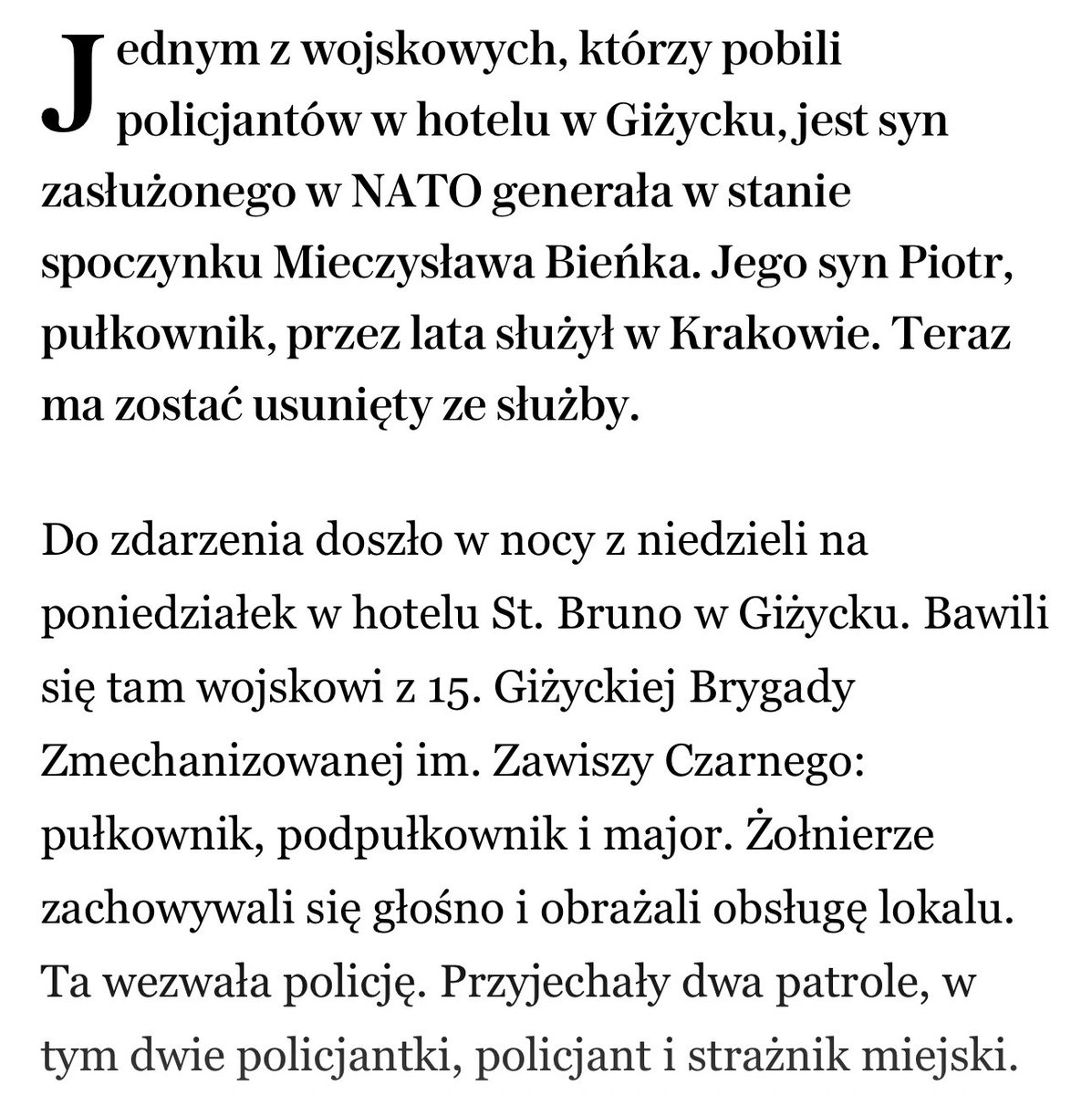 MichalCichy's tweet image. Nowe standardy awansowania w armii. Wystarczy, aby tata generał był doradcą szefa @MON_GOV_PL i już nie jest ważne, że wcześniej pod wpływem alkoholu awanturowano się z policją, za co było się wydalonym z armii. Wstyd Panie @KosiniakKamysz.