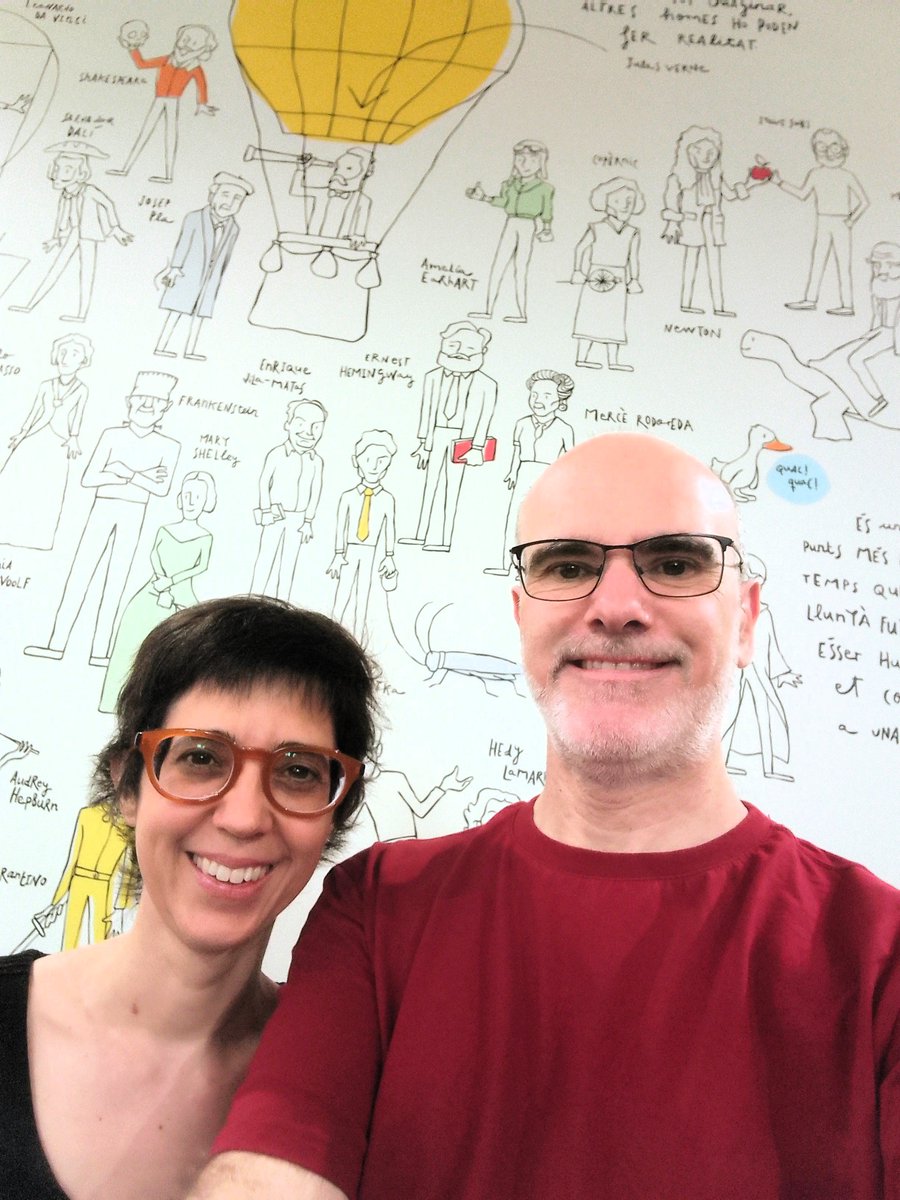 Estiu creatiu a la Bib. de #CastellardelVallès. Molt ben acompanyats d'aquests personatges i d'un grup fantàstic de nens i nenes de 9 a 13 anys.

Compartim poesia, lectura, escriptura, teatre, converses filosòfiques, recomanacions de llibres...

Mola, oi?

cosdelletra.blogspot.com/2019/07/taller…